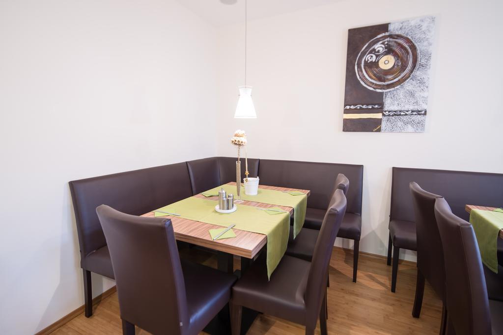Hotel Zlami-holzer 3*