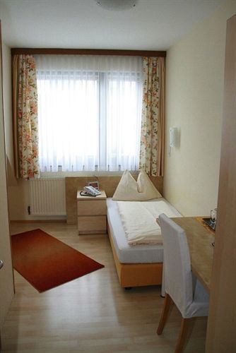 Zlami-holzer 3*